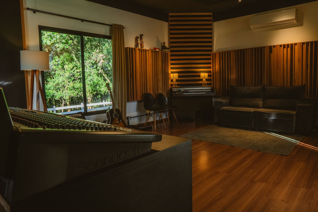 Unleashing Creativity: How the Right Music and Audio Equipment Transforms Your Sound Unleashing Creativity: How the Right Music and Audio Equipment Transforms Your Sound